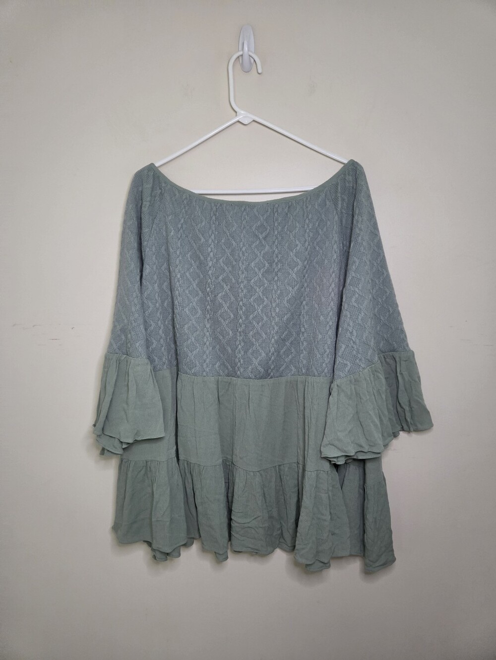 Women's Davi & Dani Green Boho Tie Neckline Top Sz 2XL NWT - Picture 3 of 9